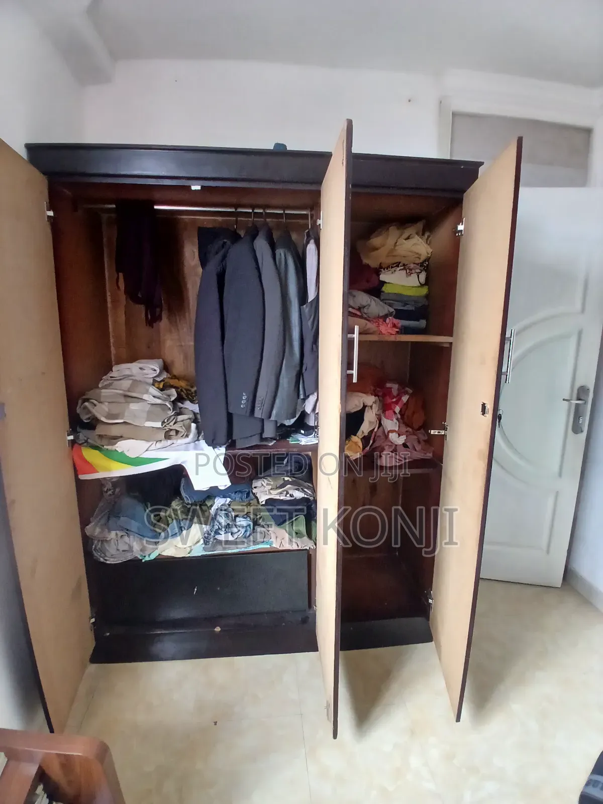 Ussed Like New Wardrobe for Sale