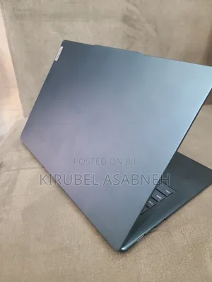 New Laptop Lenovo 16GB AMD Ryzen 7 SSD 512GB