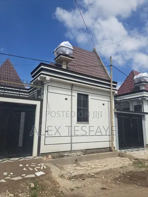 Furnished 5bdrm Apartment in Home, West Shewa for sale