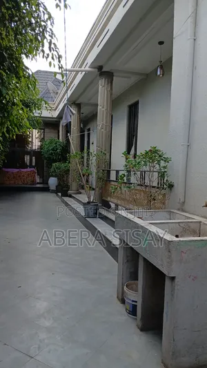 Furnished 6bdrm House in ዱከም ከተማ, East Shewa for sale
