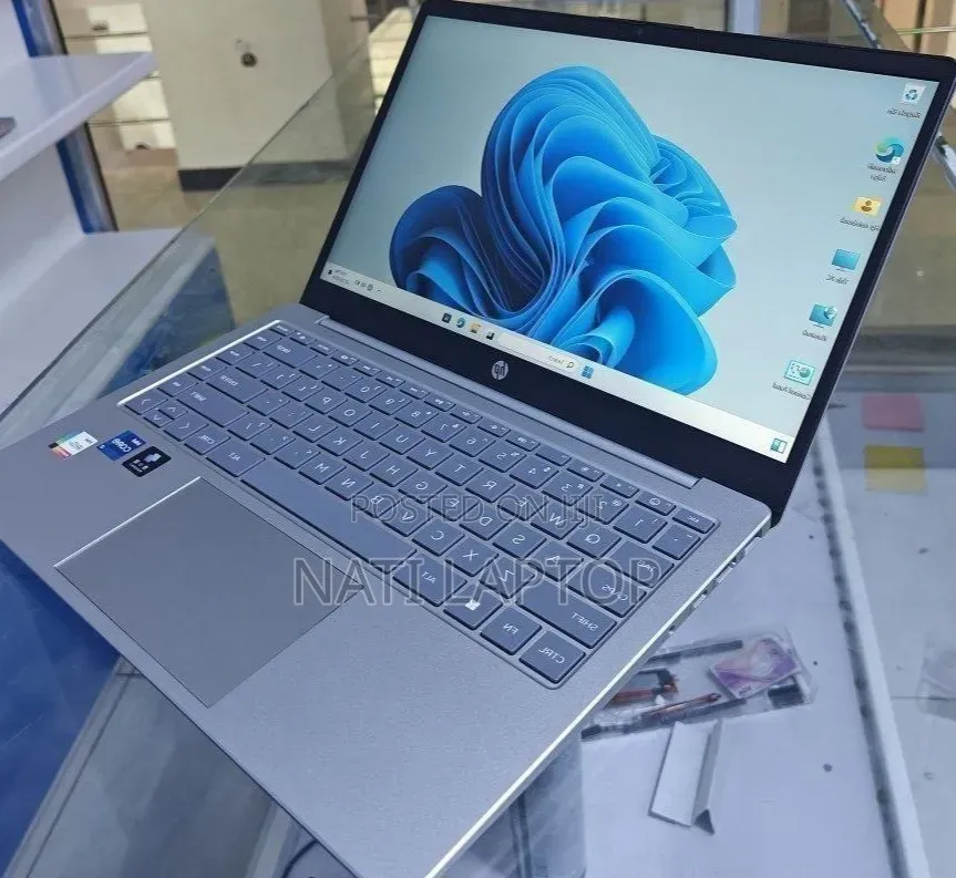 New Laptop HP Stream Notebook 16GB Intel Core i7 HDD+SSD 512GB