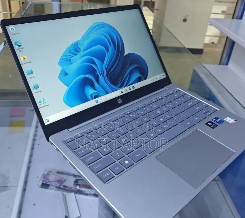 New Laptop HP Stream Notebook 16GB Intel Core i7 HDD+SSD 512GB