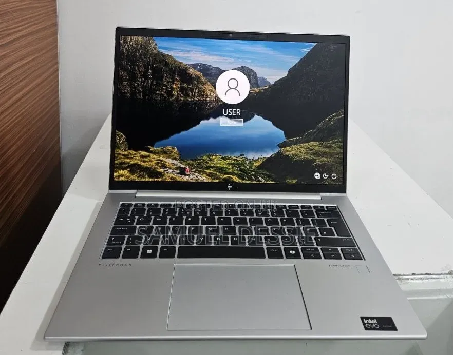 New Laptop HP EliteBook 840 G11 16GB Intel Core Ultra 5 SSD 512GB