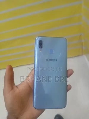 Samsung Galaxy A30 64 GB Blue
