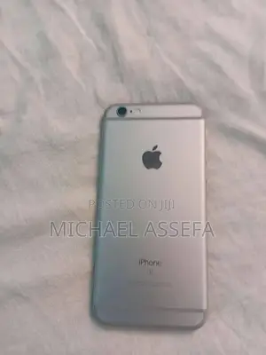 Apple iPhone 6s 64 GB Silver