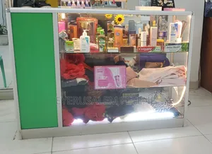 Cosmotics Display