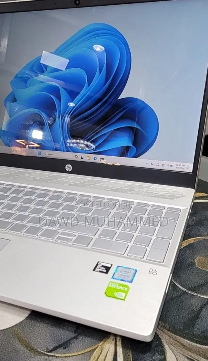 New Laptop HP Pavilion 15 8GB Intel Core i5 SSHD (Hybrid) 512GB