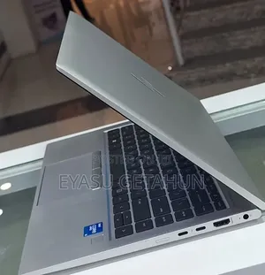 New Laptop HP EliteBook 840 G8 16GB Intel Core i5 SSD 512GB