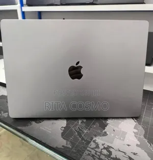 New Laptop Apple MacBook Pro 32GB Apple M1 Max SSD 1T