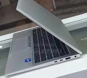New Laptop HP EliteBook 840 G8 16GB Intel Core i5 SSD 512GB
