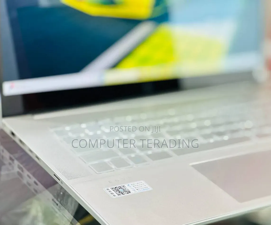 New Laptop HP Envy 15t 16GB Intel Core i7 SSD 1T