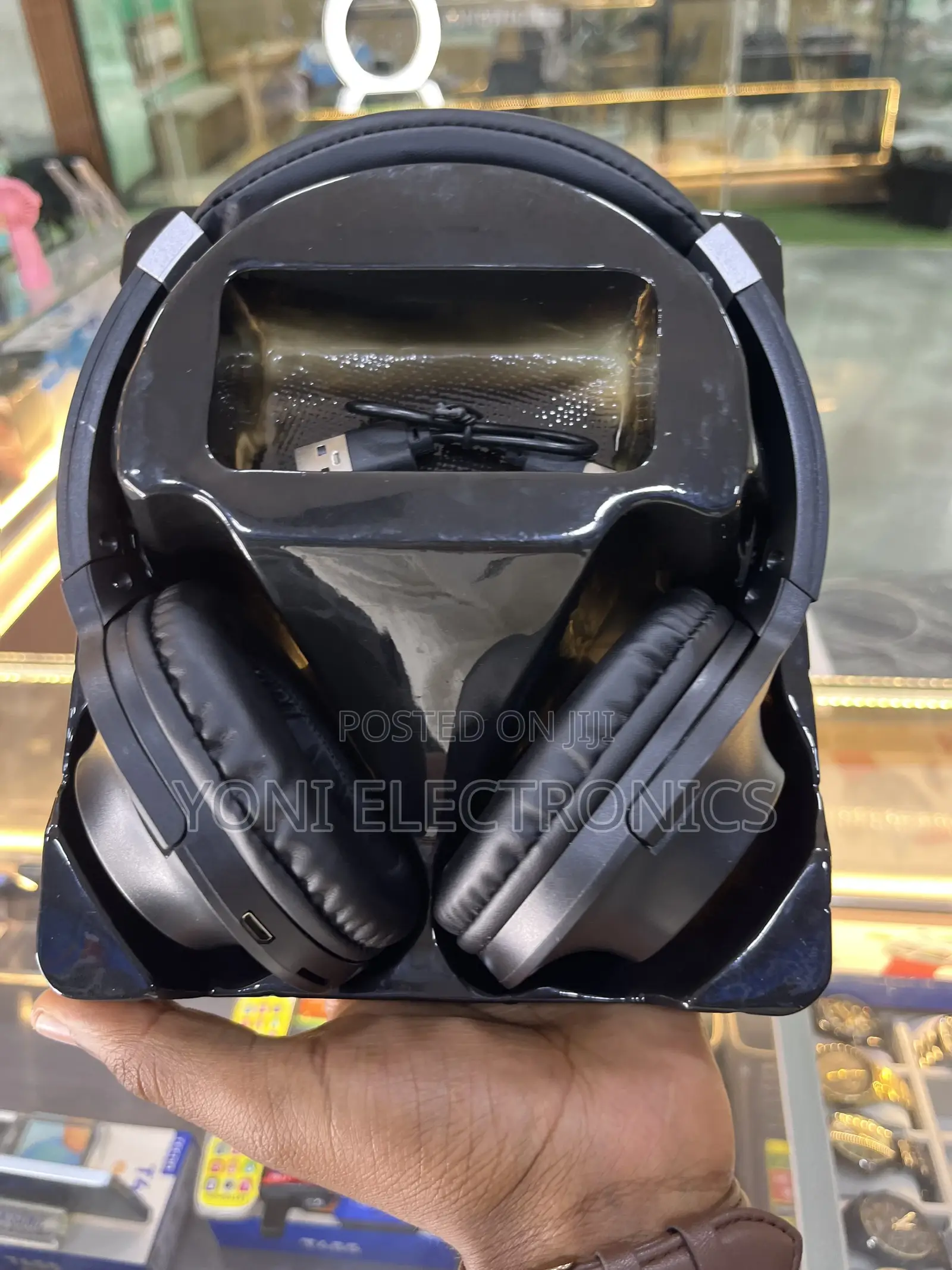 JBL Tune Bt800 Wireless Over-Ear Headphones – Pure Bass Sound