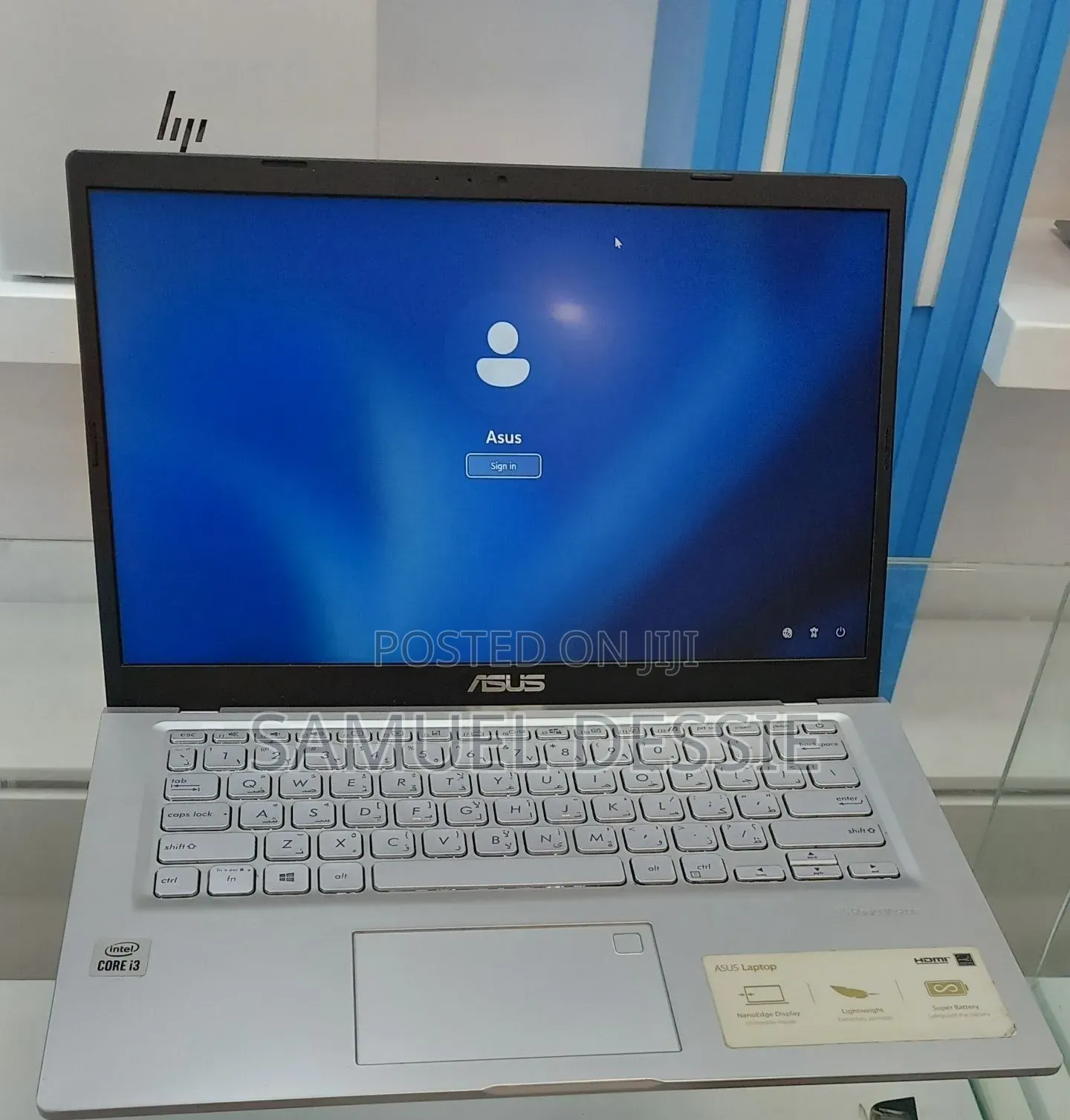 New Laptop Asus VivoBook E12 E203NA 4GB Intel Core i3 SSD 512GB