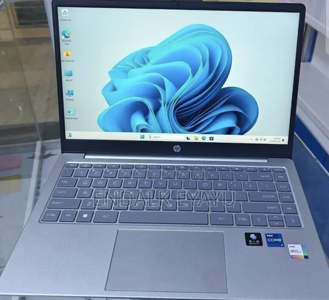 New Laptop HP 16GB Intel Core i7 SSD 512GB