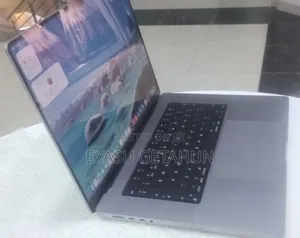 New Laptop Apple MacBook Pro 2021 M1 Max 64GB Apple M1 Max SSD 1T