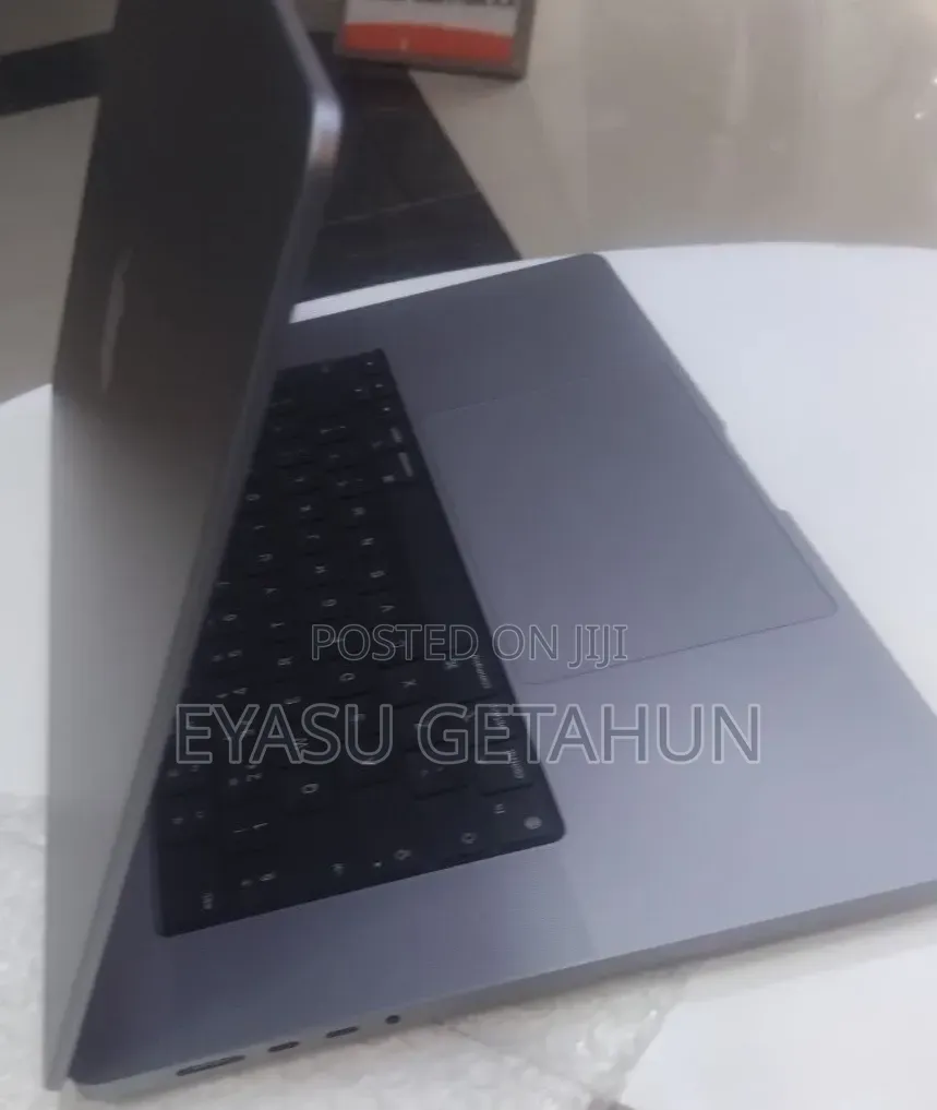 New Laptop Apple MacBook Pro 2021 M1 Max 64GB Apple M1 Max SSD 1T