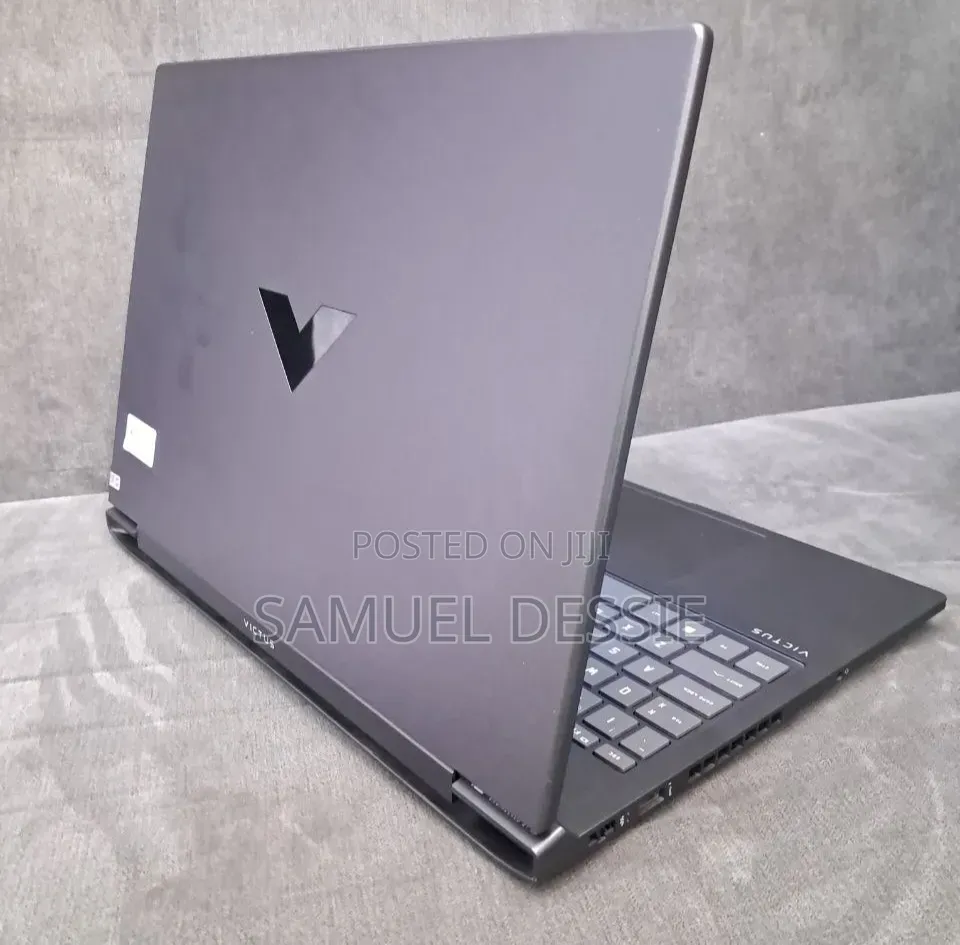 New Laptop HP Victus 16 16GB Intel Core i7 SSD 1T