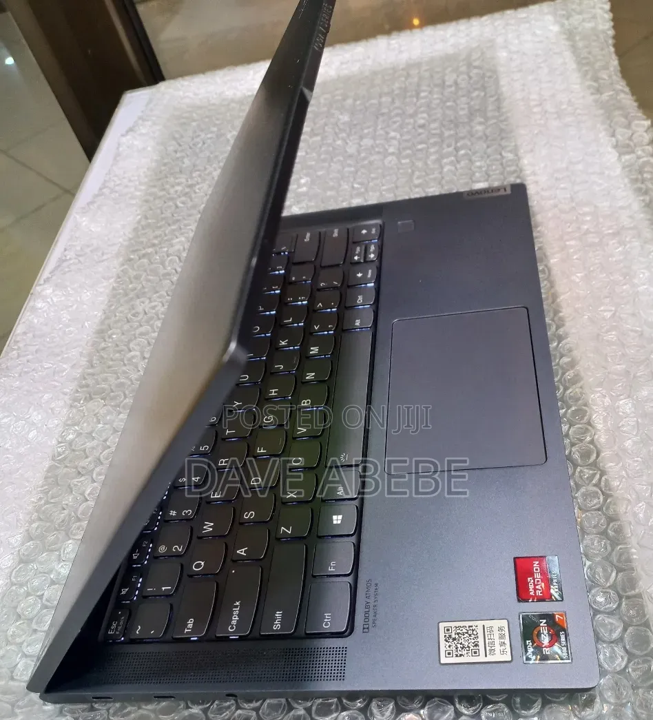 New Laptop Lenovo Yoga 7 15ITL5 16GB AMD Ryzen 7 SSD 512GB