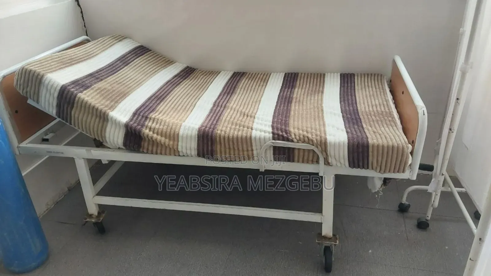 Treatment Bed for Home Care Use