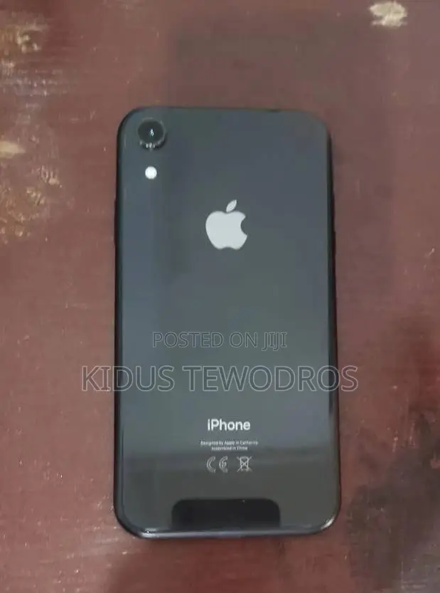 Apple iPhone XR 64 GB Black