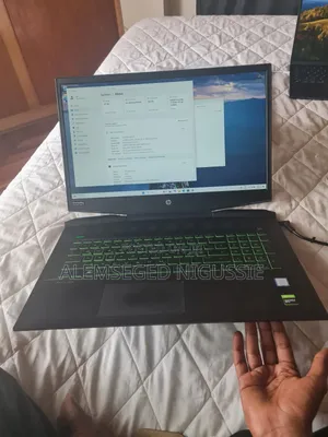 Laptop HP Pavilion 17 16GB Intel Core i7 HDD+SSD 512GB