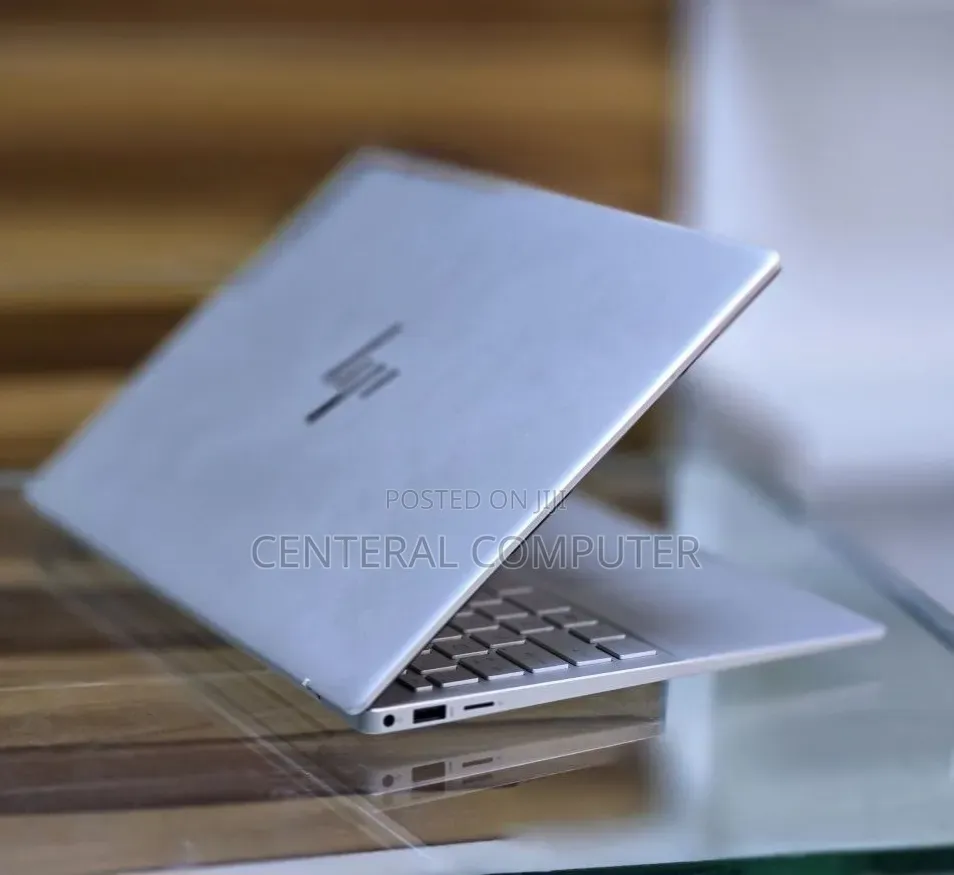 New Laptop HP Pavilion 14-ce3064st 16GB Intel Core i5 SSD 1T