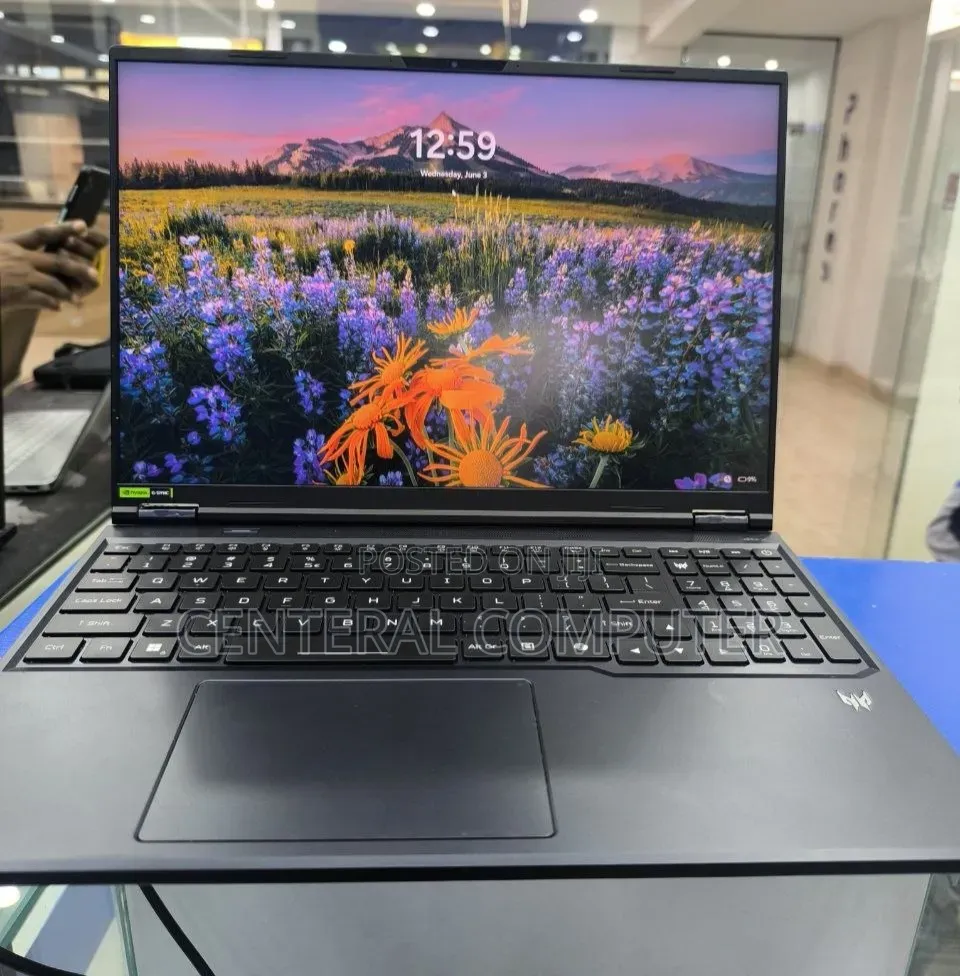 New Laptop Acer Predator Helios Neo 16 16GB Intel Core Ultra 9 SSD 1T