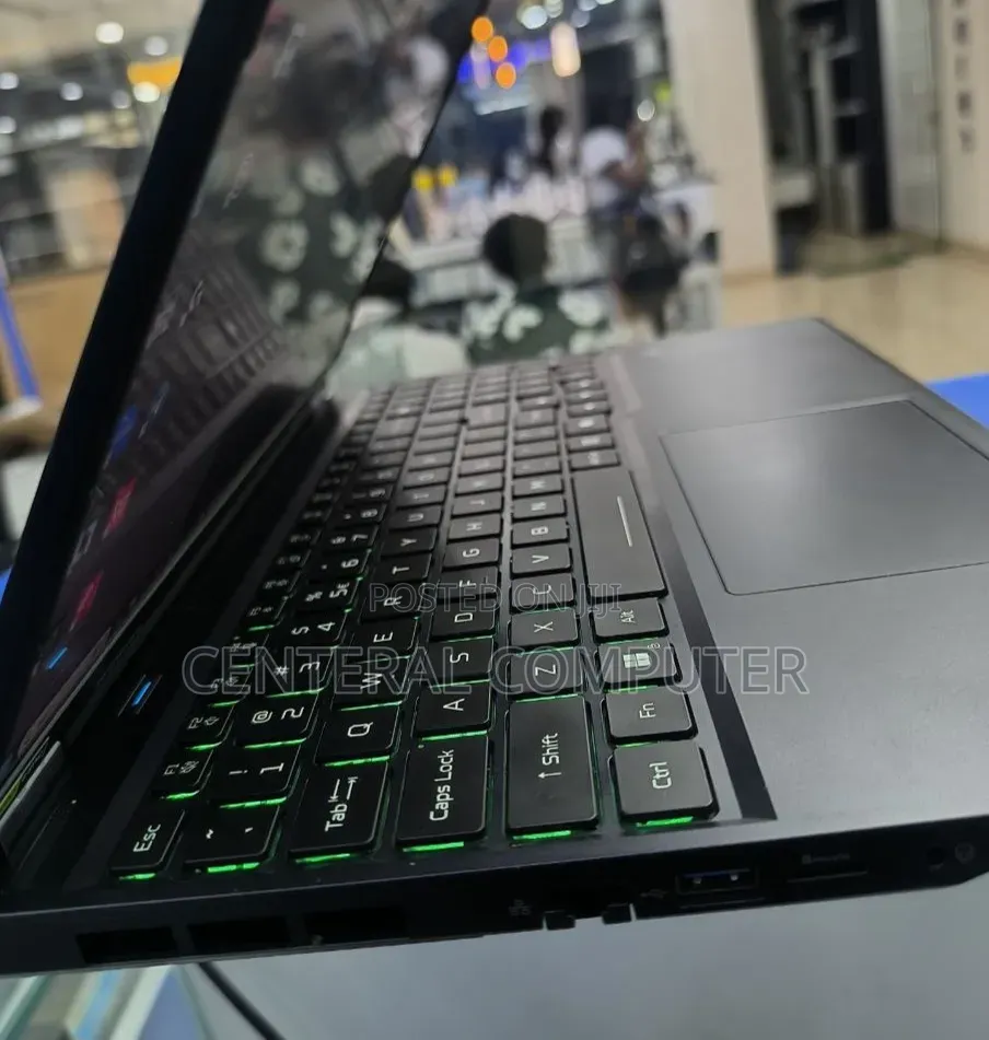 New Laptop Acer Predator Helios Neo 16 16GB Intel Core Ultra 9 SSD 1T