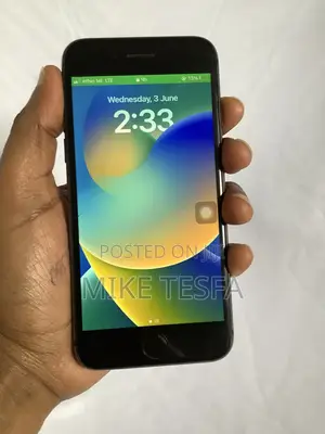 Apple iPhone 8 64 GB Black