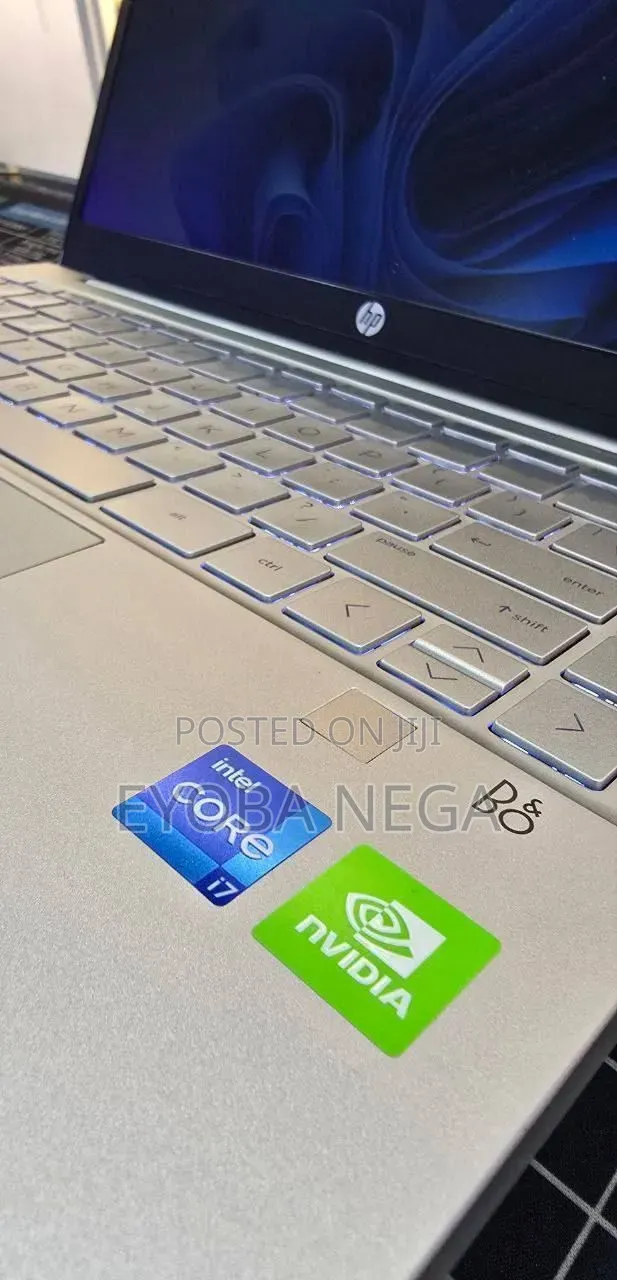 New Laptop HP Pavilion 14 16GB Intel Core i7 SSD 512GB