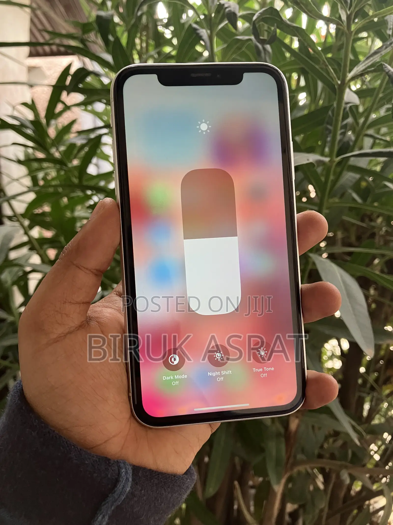 Apple iPhone XR 64 GB White