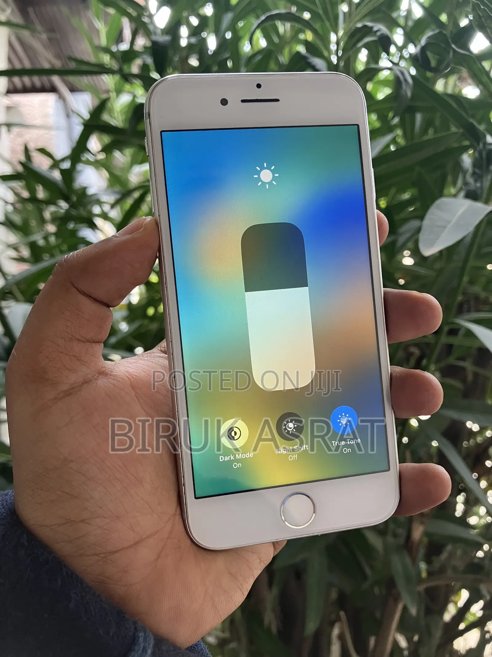 Apple iPhone 8 64 GB White