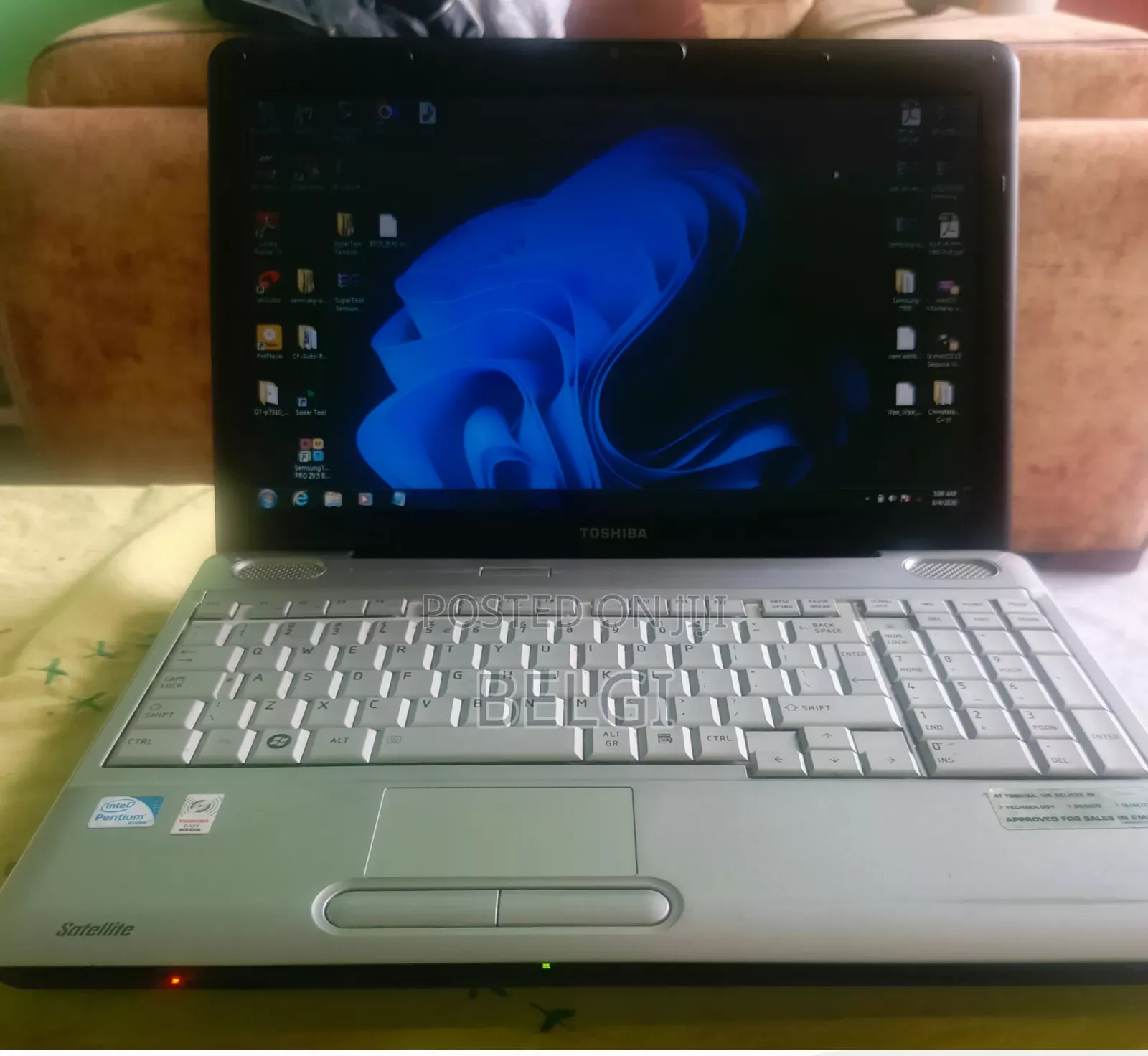 Laptop Toshiba Satellite C55 4GB Intel Core 2 Duo HDD 320GB