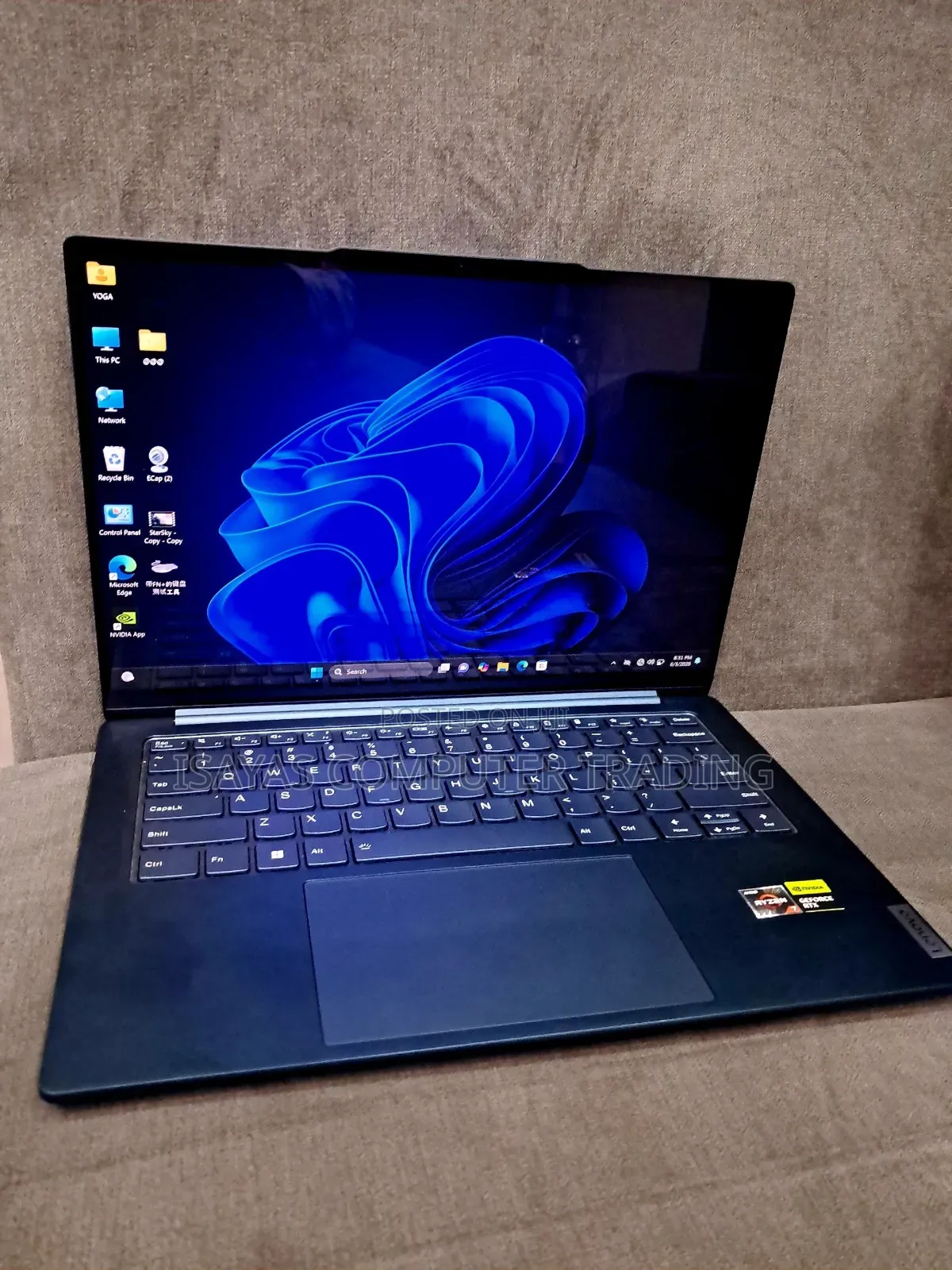 New Laptop Lenovo Legion Pro 7 16GB AMD Ryzen 7 SSD 512GB