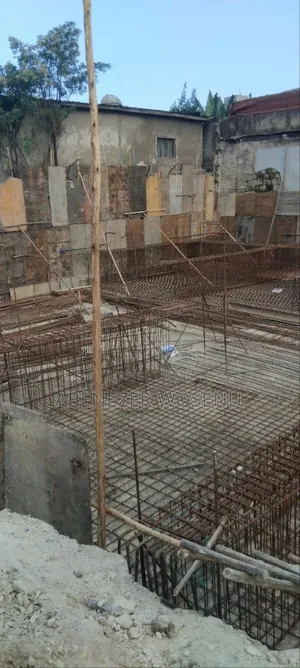 1bdrm Apartment in ሰሜን ሆቴል አካባቢ, Arada for sale