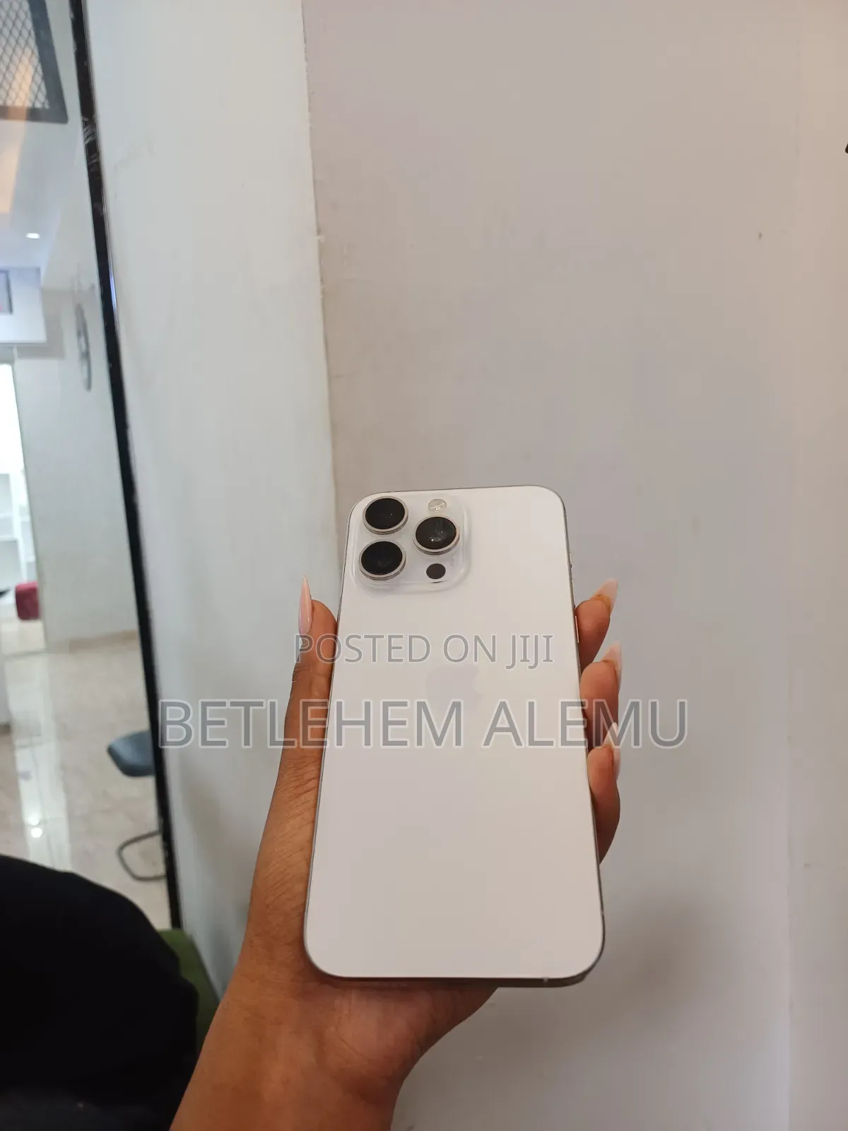 New Apple iPhone 15 Pro Max 512 GB White