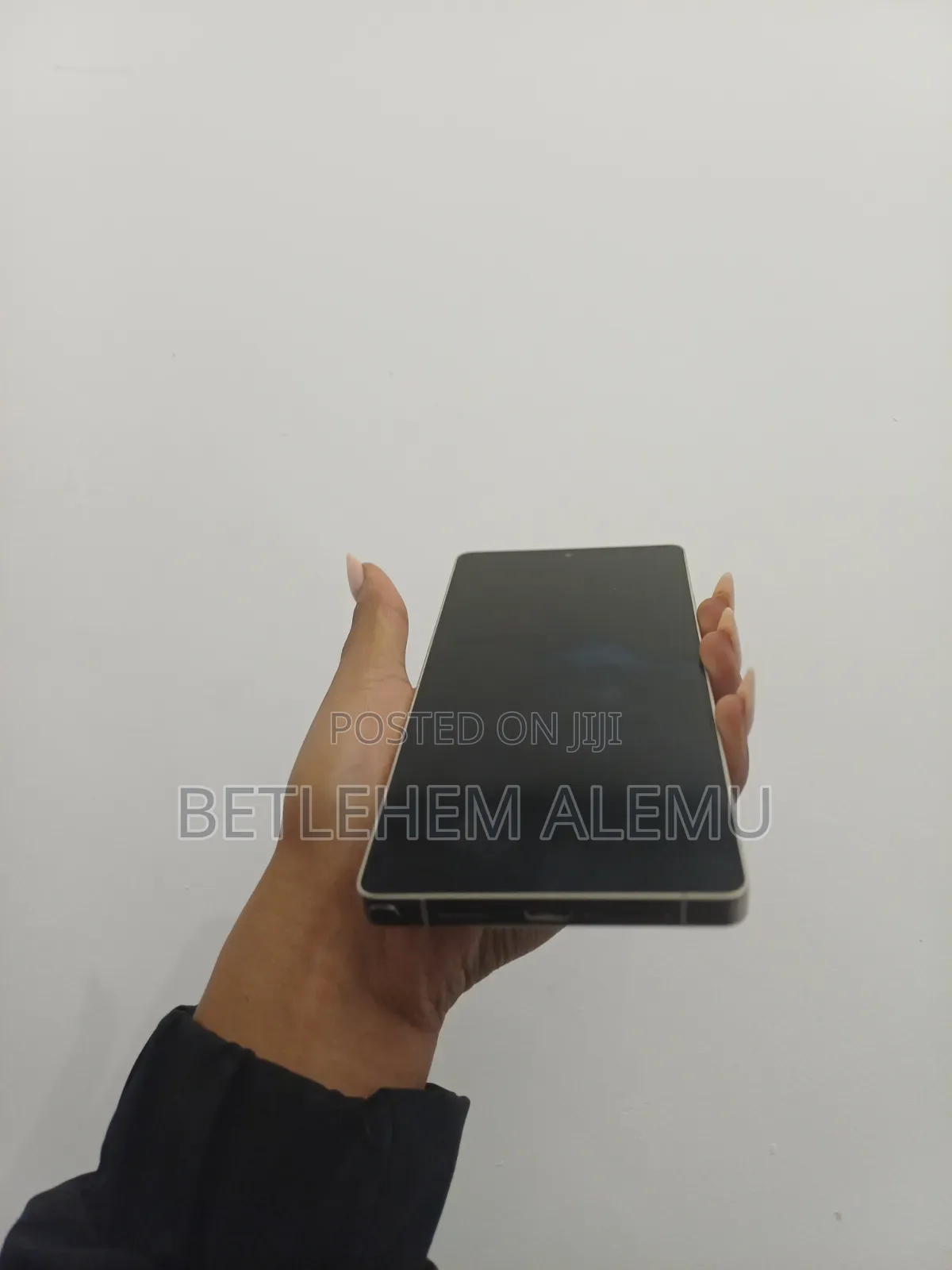 New Apple iPhone 13 128 GB White