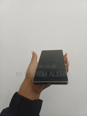 New Apple iPhone 13 128 GB White
