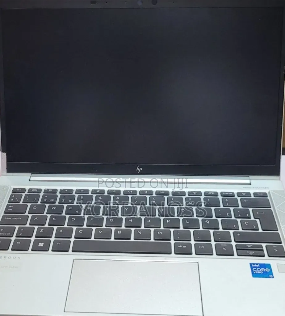 New Laptop HP EliteBook 830 G8 16GB Intel Core i5 SSD 512GB