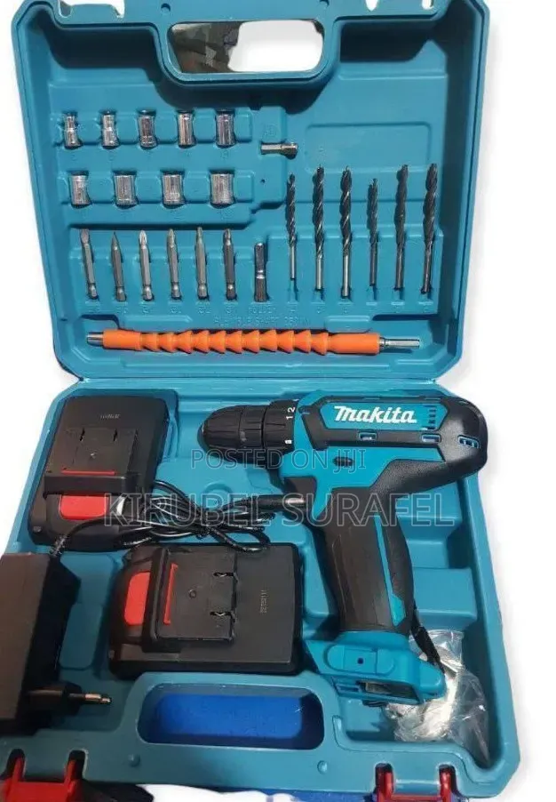 Makita Chargable Drill