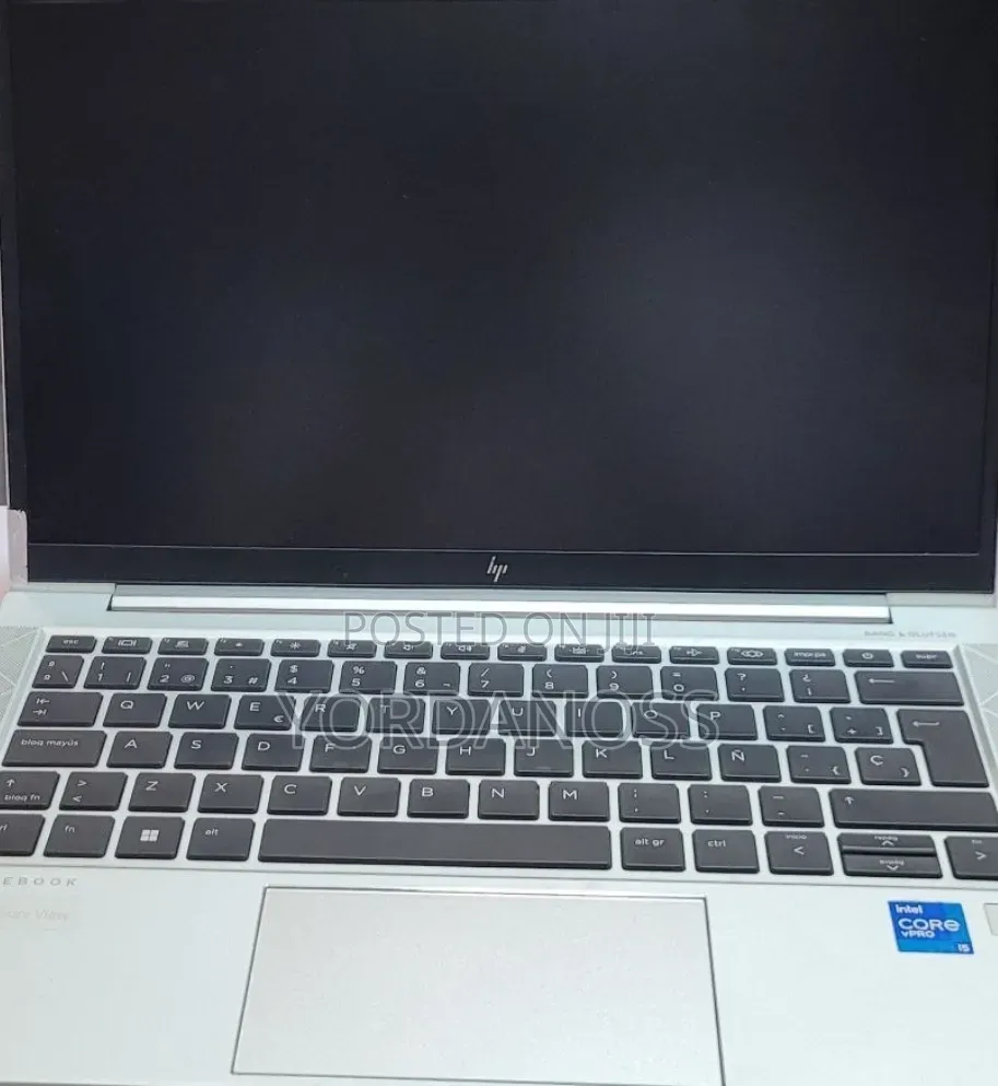 New Laptop HP EliteBook 830 G8 16GB Intel Core i5 SSD 512GB