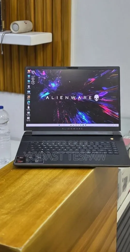 New Laptop Alienware X16 r1 16GB Intel Core i9 SSD 1T