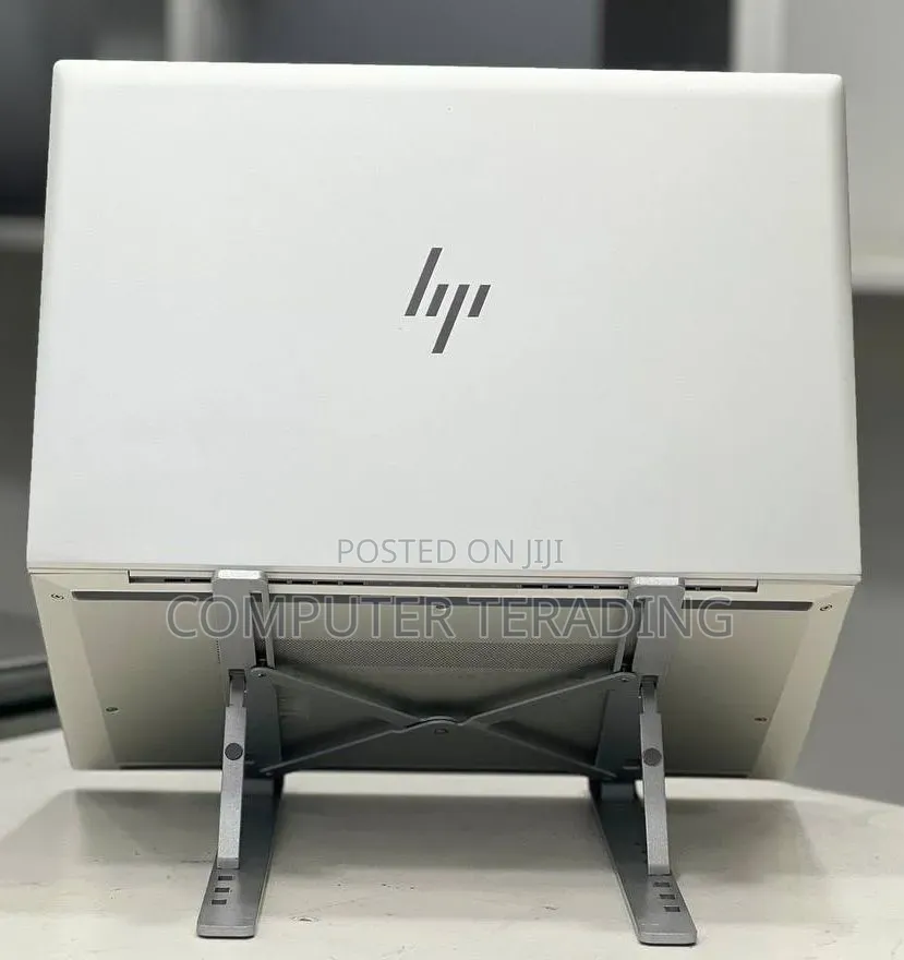 New Laptop HP EliteBook 830 G8 16GB Intel Core i5 SSD 512GB