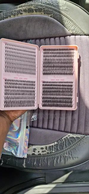 One by One Eyelash