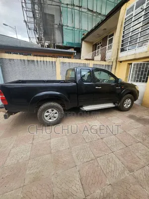 Toyota Hilux 2012 Black