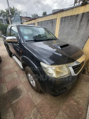 Toyota Hilux 2012 Black