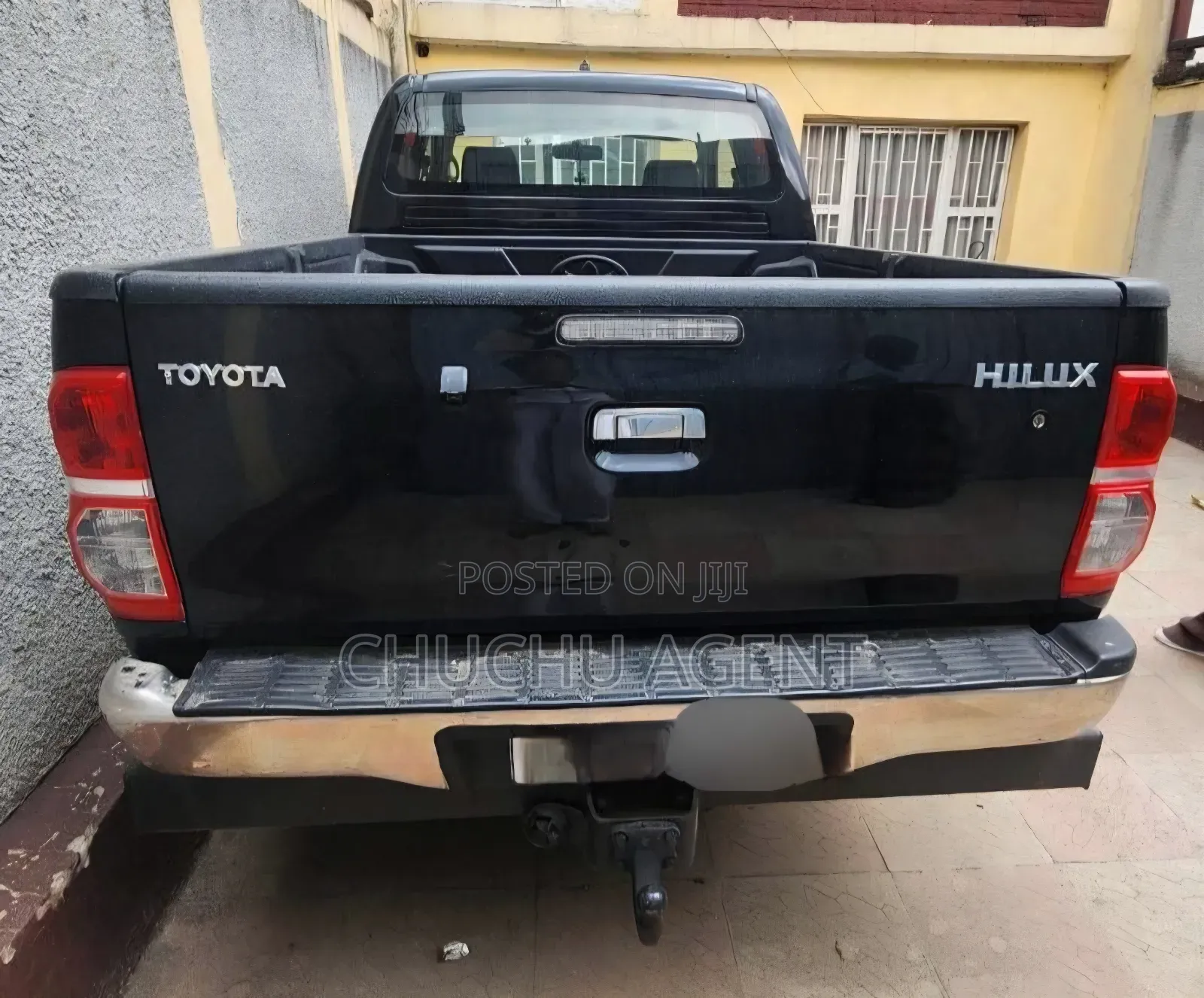 Toyota Hilux 2012 Black