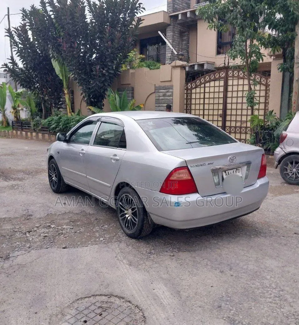 Toyota Corolla 2004 Silver