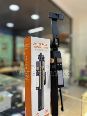 Cl12-p Auto Face Tracking Tripod – Smart Selfie Stick With Led Light