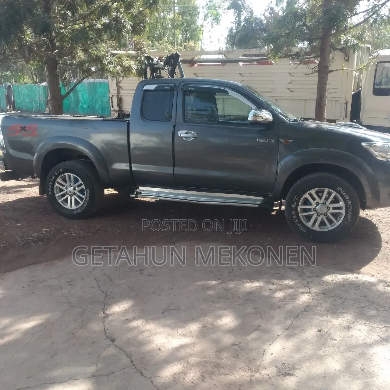 Toyota Hilux 2015 Gray